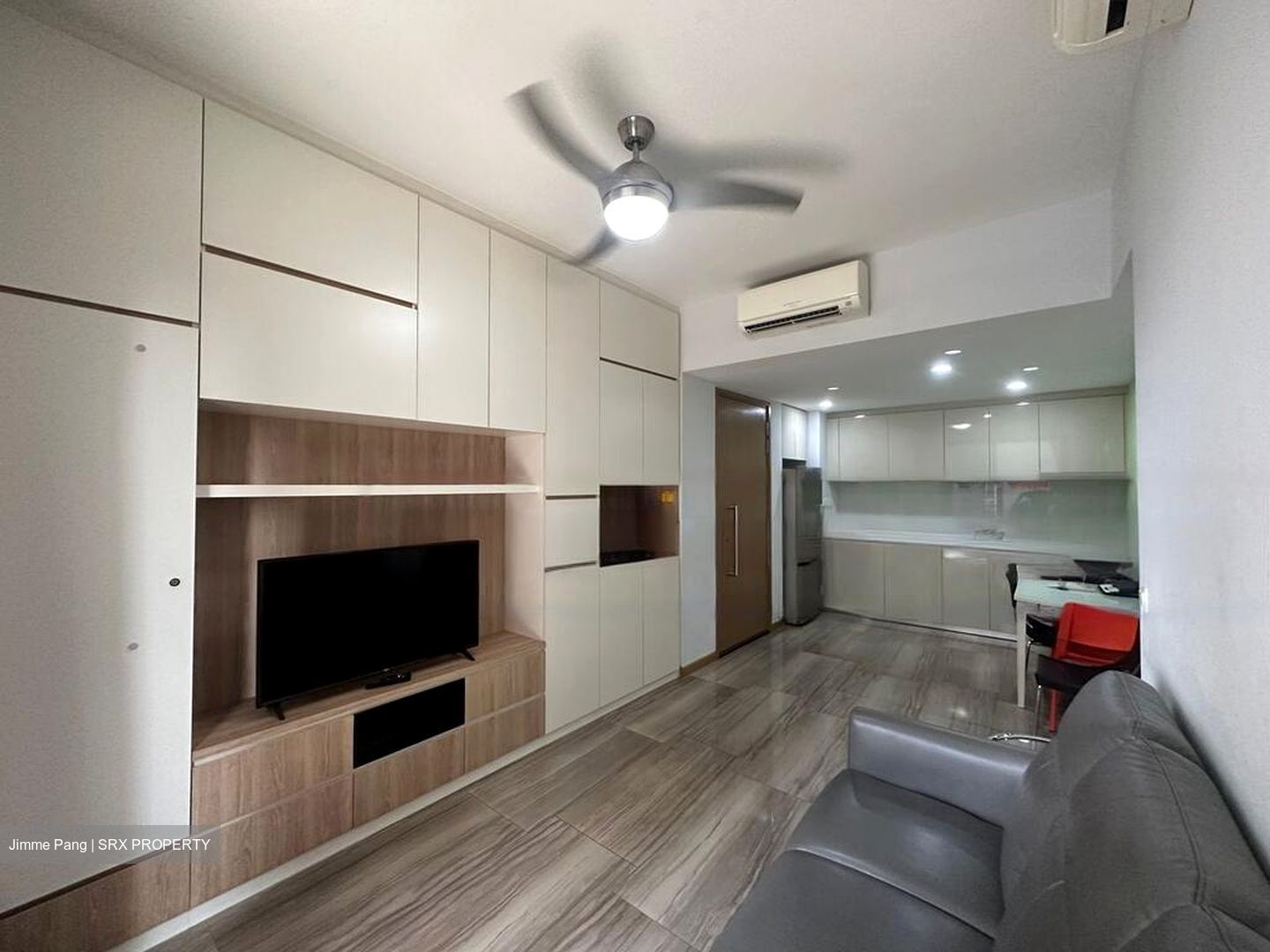 Lakeville (D22), Condominium #592537571